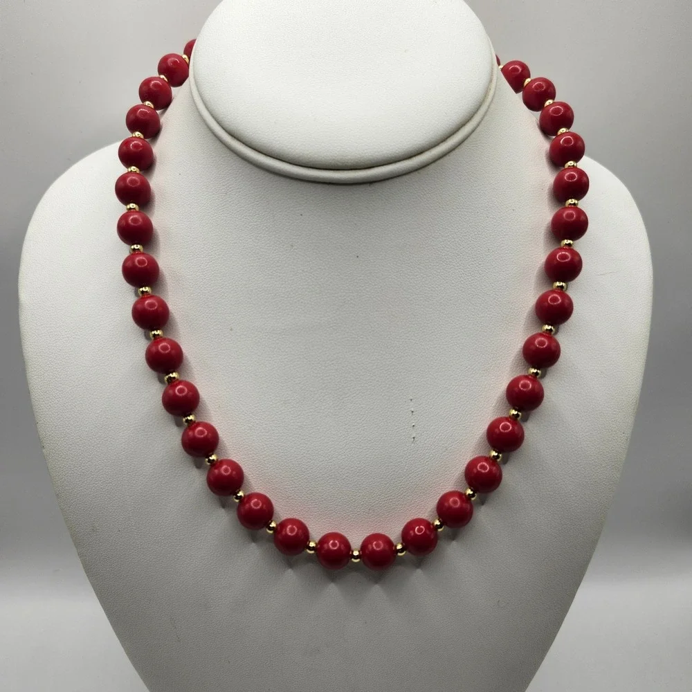 Vintage Red Round Bead Necklace Gold Tone Spacer‎ Accents Lobster Claw Clasp